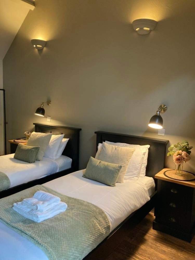 Blue Ball Inn, Sandygate, Exeter Clyst Saint Mary 외부 사진